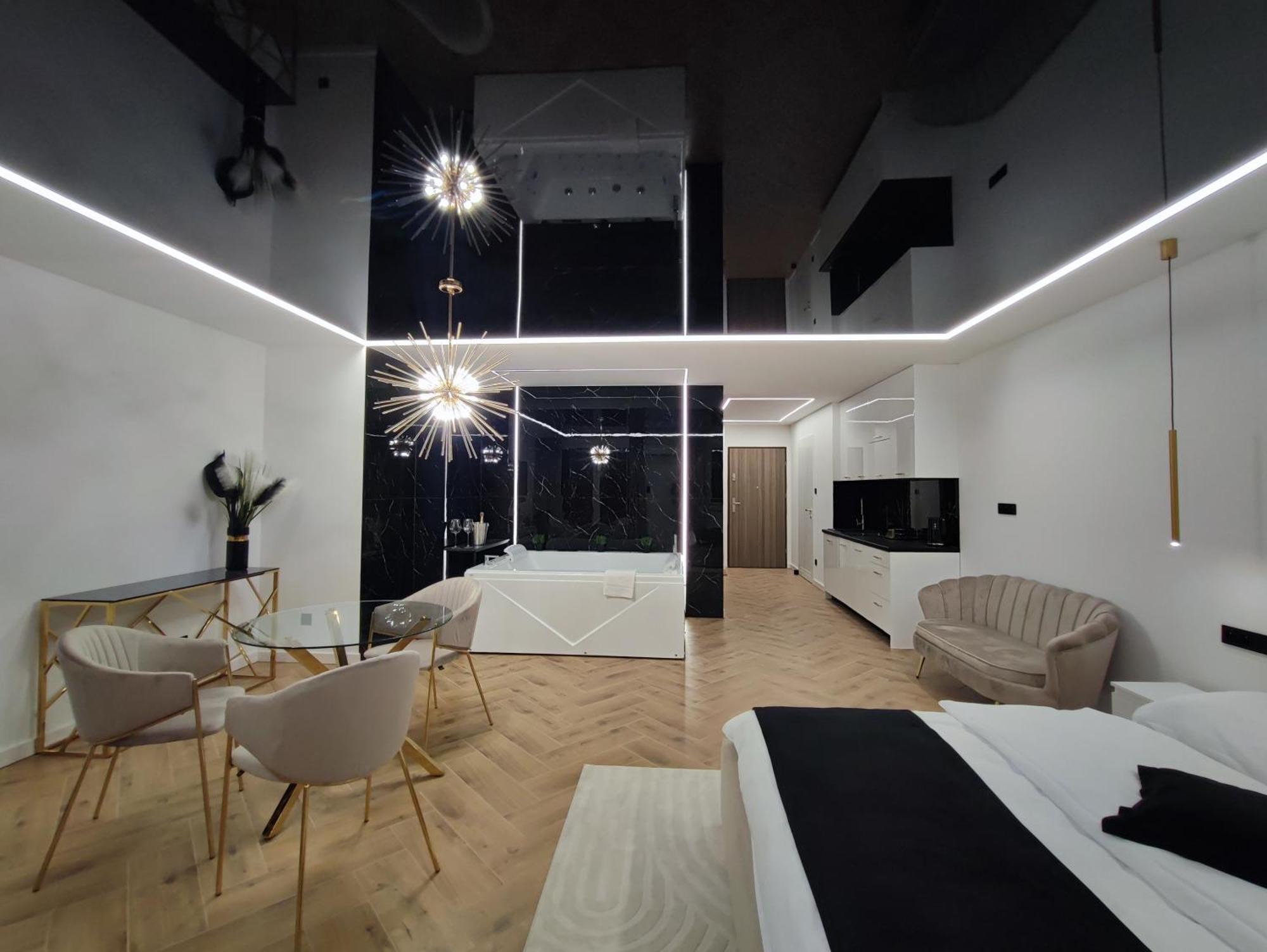 Apartament Z Jacuzzi Na Wylacznosc Dolina Baryczy Zmigrod Bagian luar foto