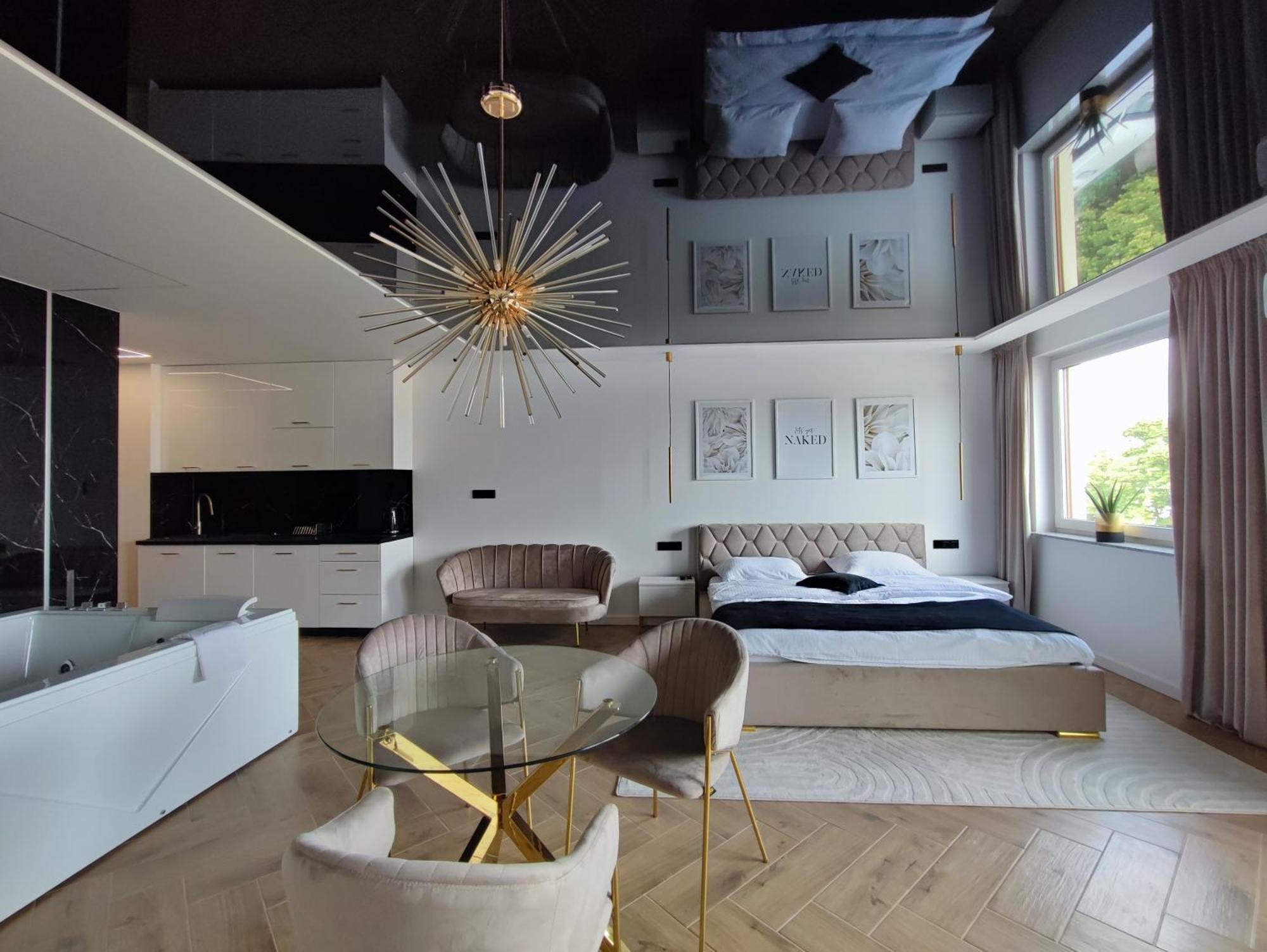 Apartament Z Jacuzzi Na Wylacznosc Dolina Baryczy Zmigrod Bagian luar foto